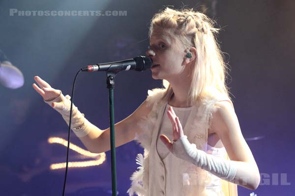 AURORA - 2016-10-24 - PARIS - La Maroquinerie - 